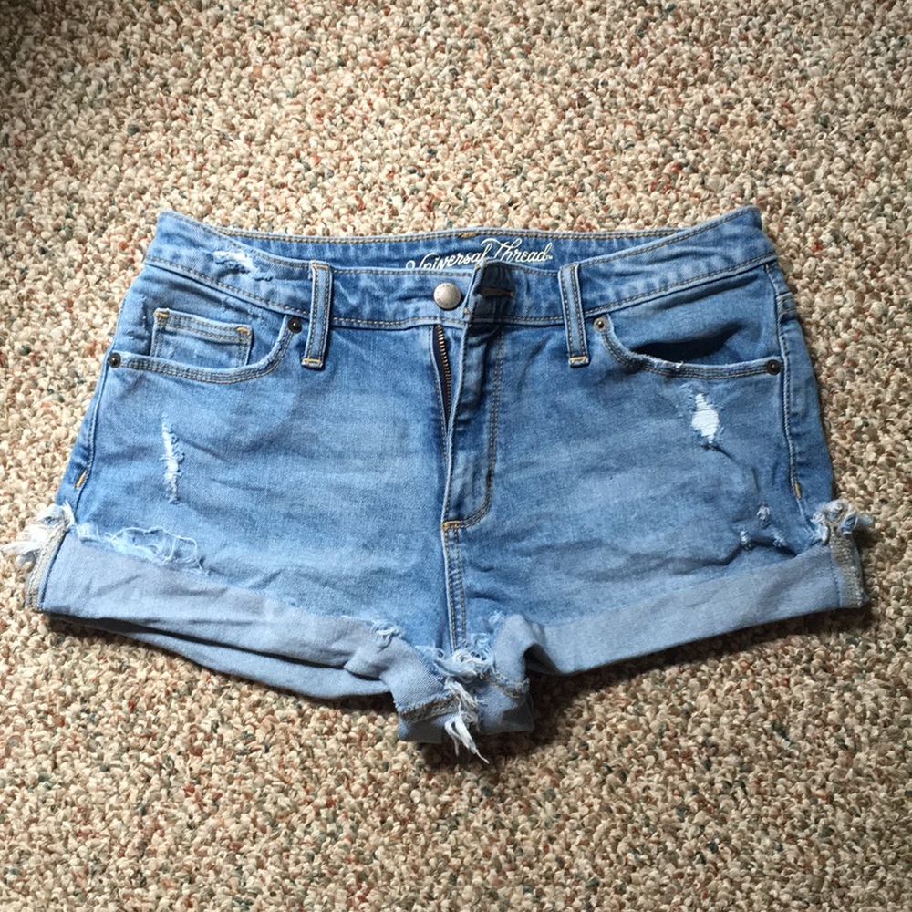 UNIVERSAL THREAD JEAN SHORTS